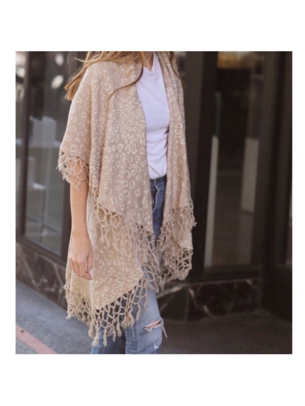 lèRumi Cream & White Animal Print Fringe Cardigan Ruana Poncho Wrap, One Size - Picture 6 of 14
